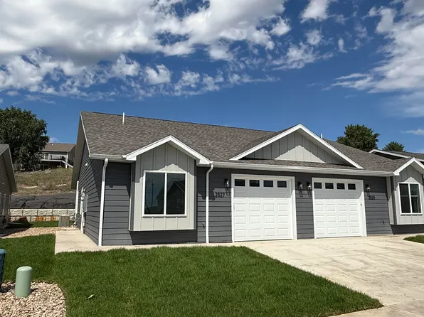 2527 Hennessy Dr, Rapid City, SD 57701