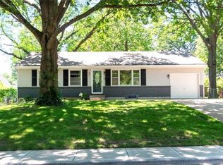 6001 W 76th St, Prairie Village, KS 66208