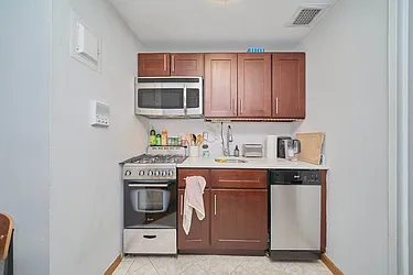 Rented by Living New York