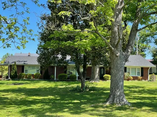 114 Powell St, Livingston, TN 38570