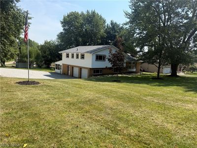 6035 Richville Dr SW, Navarre, OH, 44662