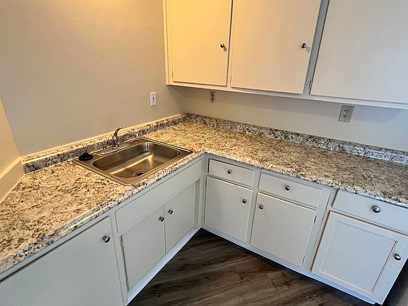 5th image of 2600 Bravado Dr #9
