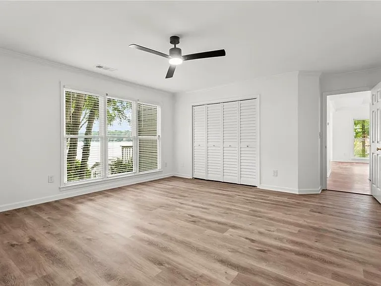 1695 Spinnaker Dr — Photo 17