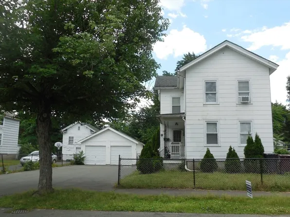 12 W School St, Westfield, MA 01085