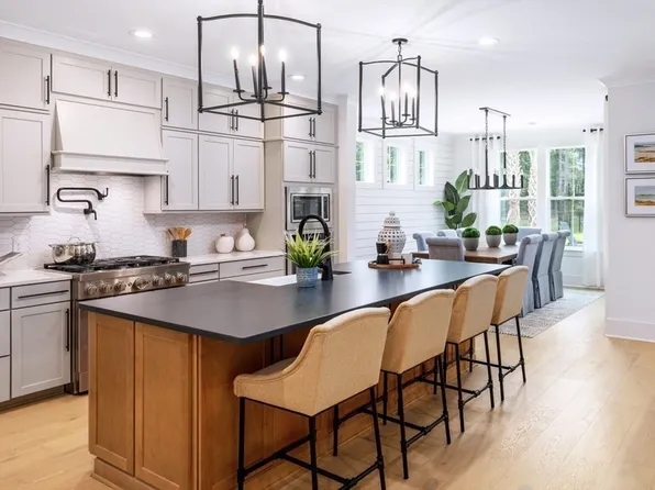 19 Loons Call #134, Plymouth, MA 02360