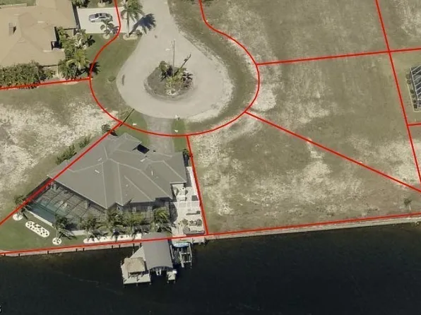 1003 NW 40th Pl, Cape Coral, FL 33993