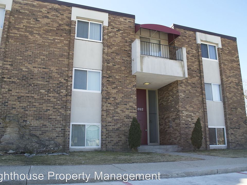 1st image of 692 44th St SE APT 1