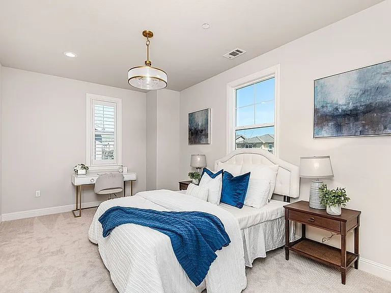 4322 Sunset View Dr — Photo 6