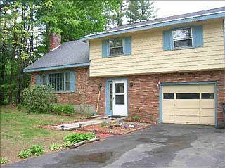 1st image of 825 Greenwood Dr