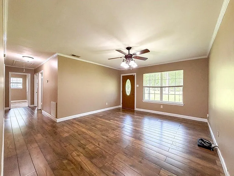 6868 Bay Rd — Photo 2