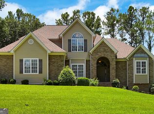 190 Baywatch Cir, Fayetteville, GA 30215