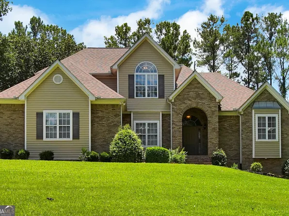 190 Baywatch Cir, Fayetteville, GA 30215