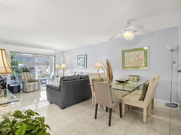 4th image of 9420 Sunrise Lakes Blvd APT 311