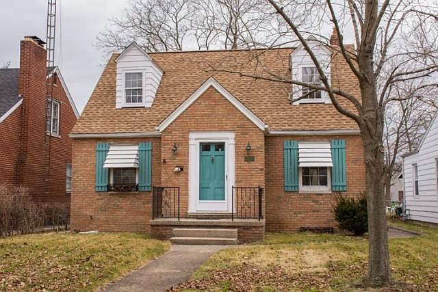1st image of 2038 Parkview Pl