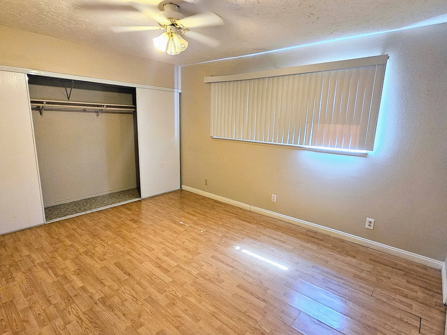 4 bed, 1248 sqft, $2,300 — Photo 4