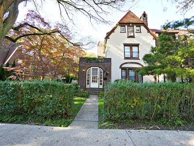61 Summer St, Forest Hills, NY, 11375