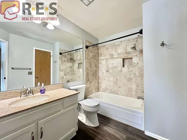 10104 W Dartmouth Ave — Photo 7