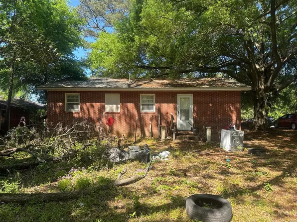 1119 N Eufaula St, Eufaula, AL 36027