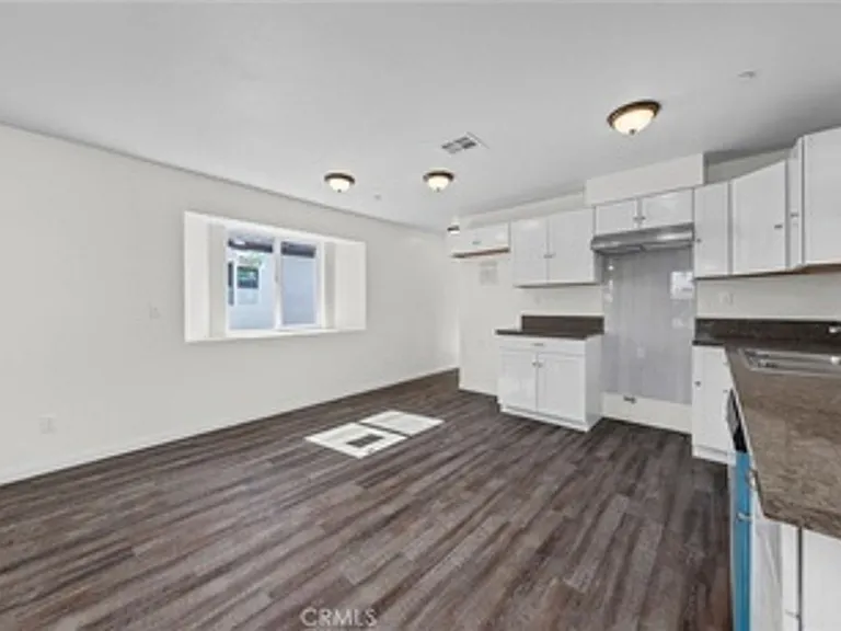6 S Owens St — Photo 9