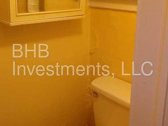3rd image of 1728 S East St #B