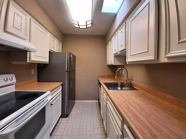 800 Post Oak Blvd #99 — Photo 4