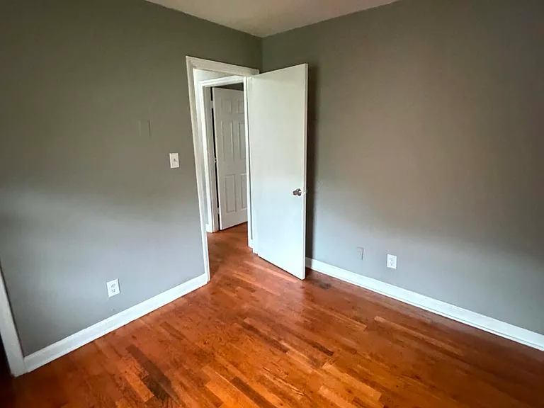 214 Orange St #1 — Photo 10