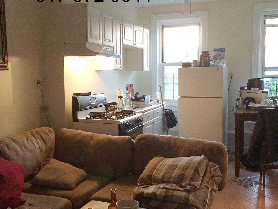 1st image of 3058 14th St APT 3