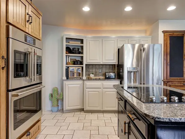 2625 Blue Spruce Rd, Edmond, OK 73025