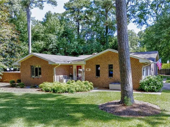 8800 Carters Cove Rd, Suffolk, VA 23433