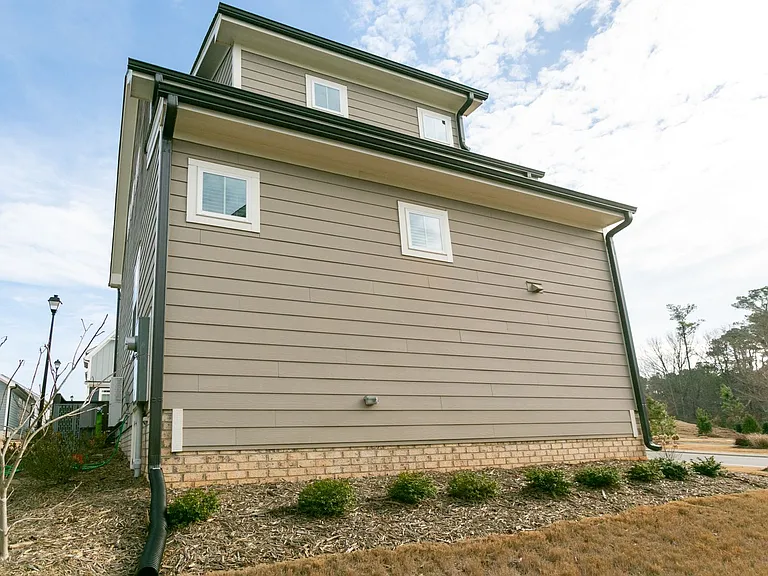 48 Cottage Way — Photo 5