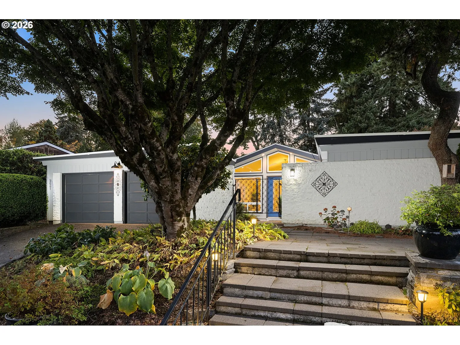 2641 SW Ridge Dr photo 1