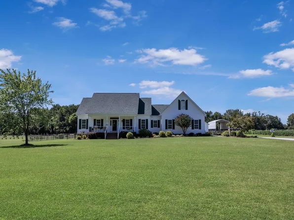 2315 State Highway 96 N, Selma, NC 27576