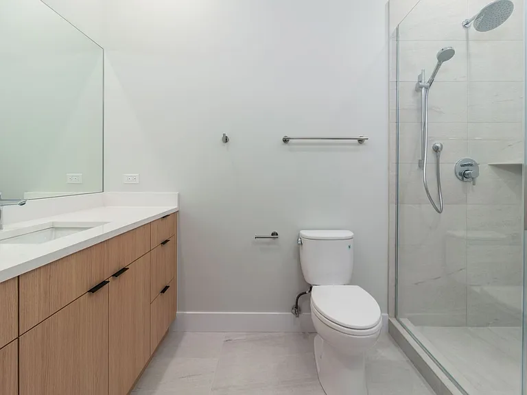 KDG Irving Park LLC — Photo 10