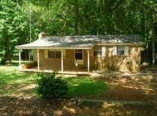 1250 Berry Bottom Rd, Michie, TN 38357