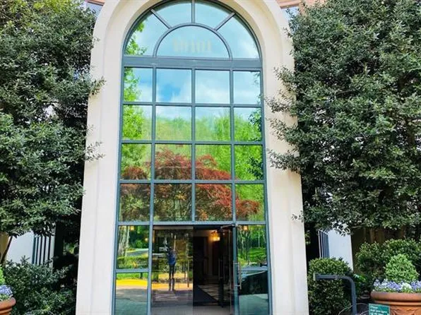 10101 Grosvenor Pl APT 1212, Rockville, MD 20852