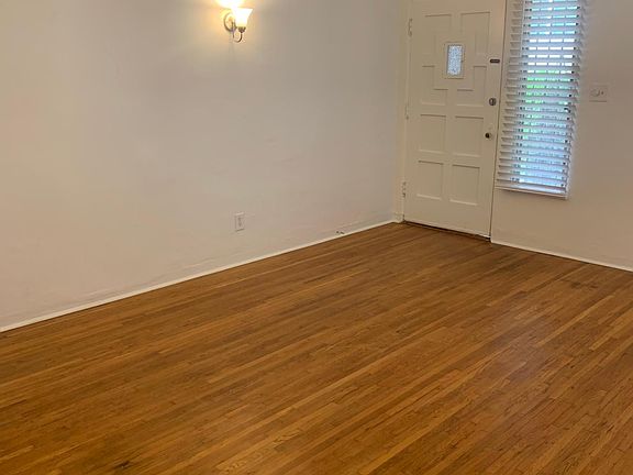 2nd image of 8433 Blackburn Ave #3/4