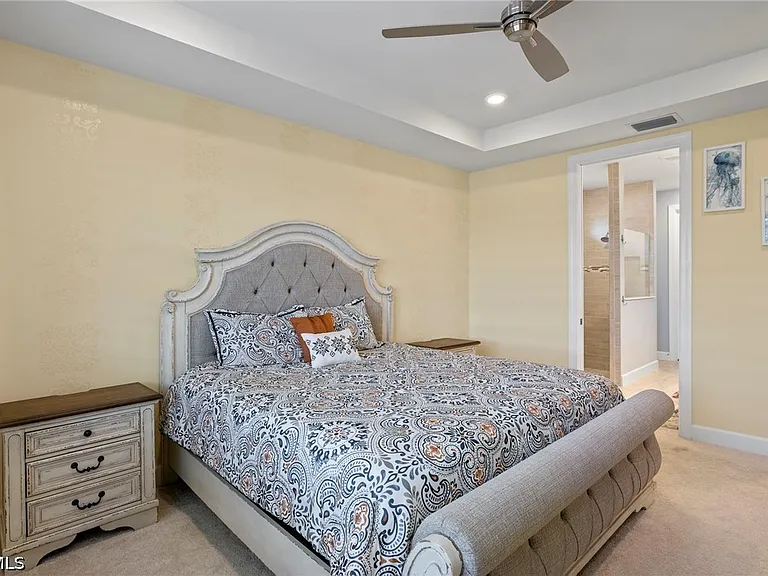 19564 Utopia Ln — Photo 16