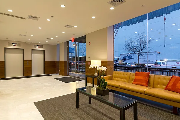 Rented by Bold New York | media 21