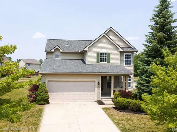 1782 Savannah Ln, Ypsilanti, MI 48198