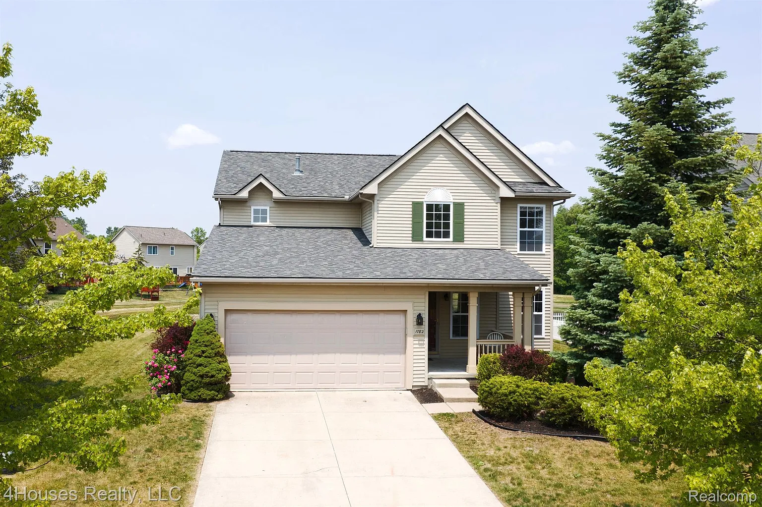 1782 Savannah Ln photo 1