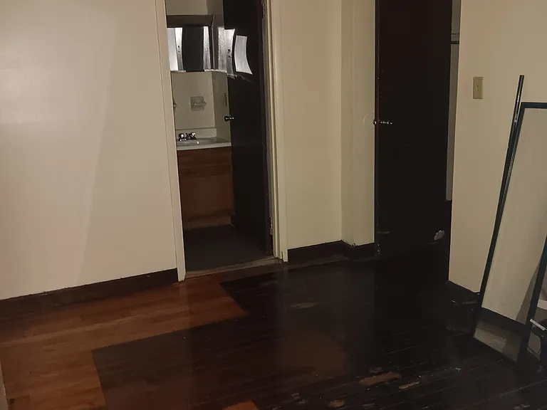 2246 Burnet Ave #2 — Photo 7