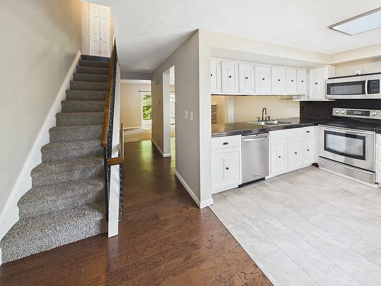 105 Northwood Dr — Photo 16
