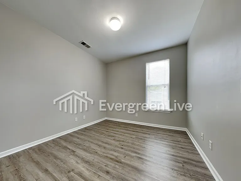 114 Marigold Dr — Photo 19