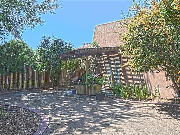 3rd image of 3118 Camino Cepillo NW