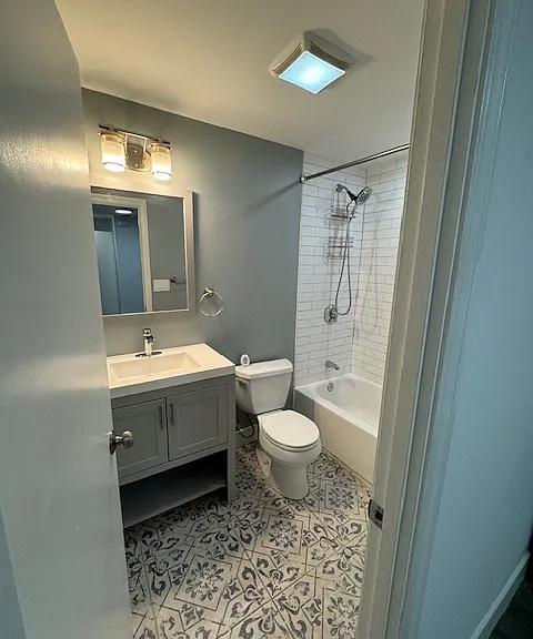 100-102 Princeton St #1 — Photo 9