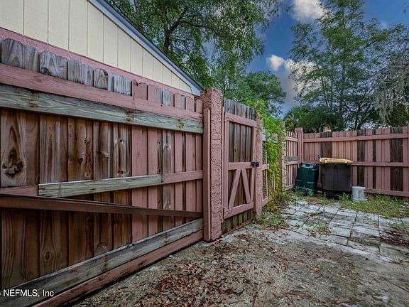 4th image of 5568 LA MOYA Avenue #5