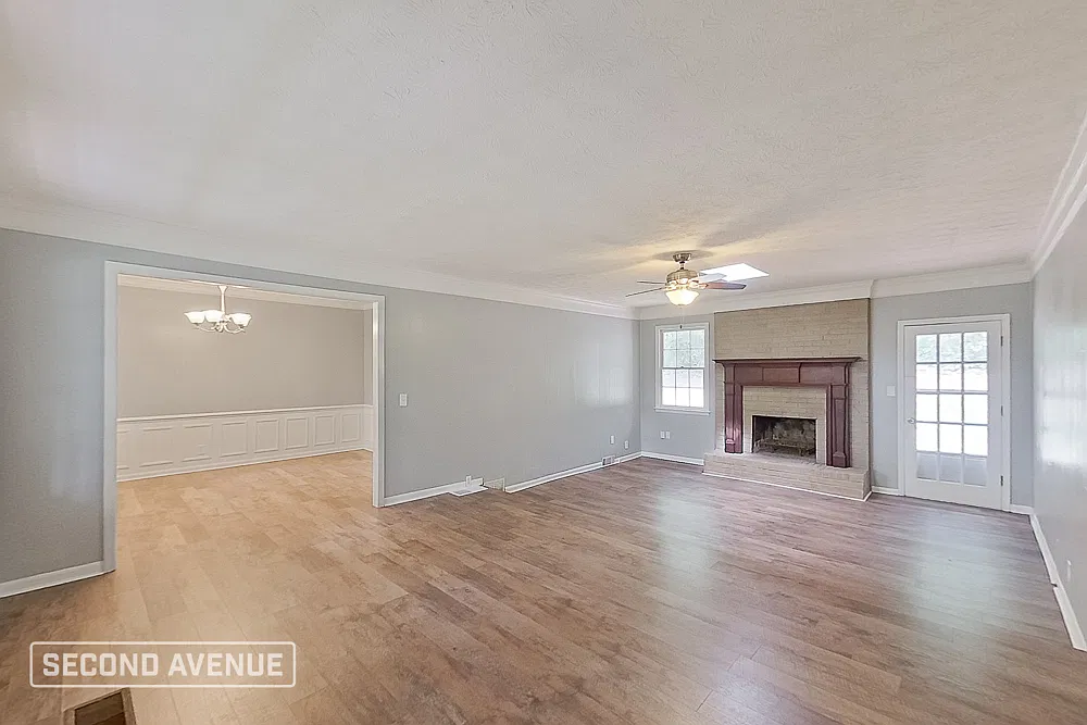 4 bed, 2.0 bath, 2000 sqft, $2,795 — Photo 2