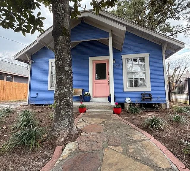 520 W 14th St — Photo 1