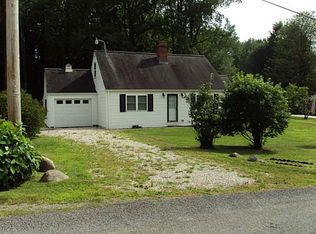 993 Hillside Rd, Jamestown, PA 16134