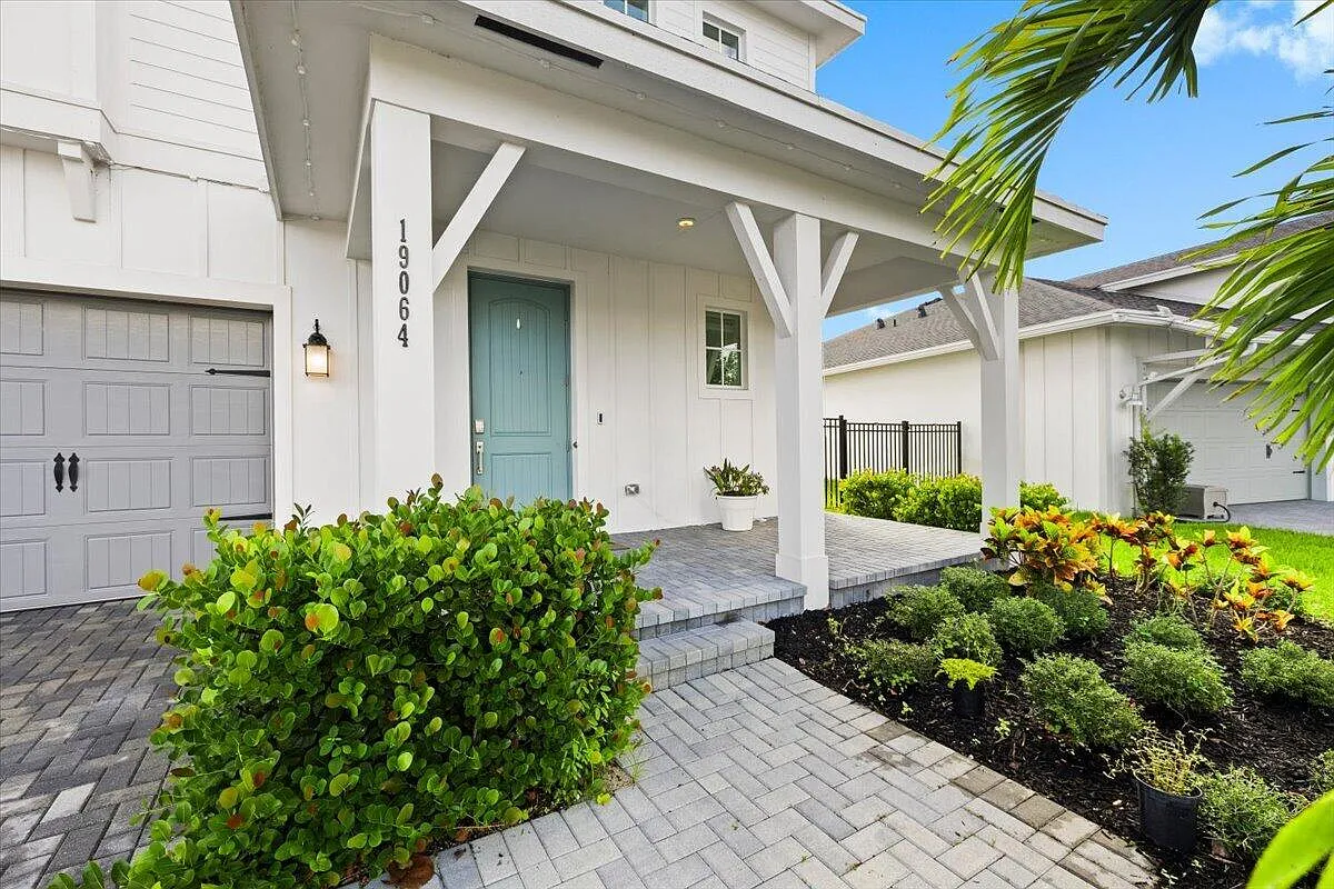 5 bed, 3.5 bath, 2869 sqft, $6,800 — Photo 4